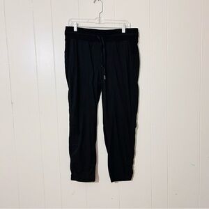 Lululemon Cropped Pants Dance Studio Black Size 10